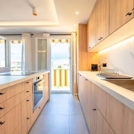 Entree De St-tropez Apartment *