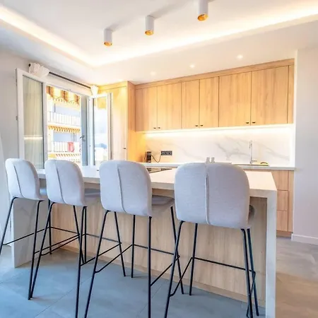 Apartament Le Sublime L View & Terrace L Shellter Saint-Tropez